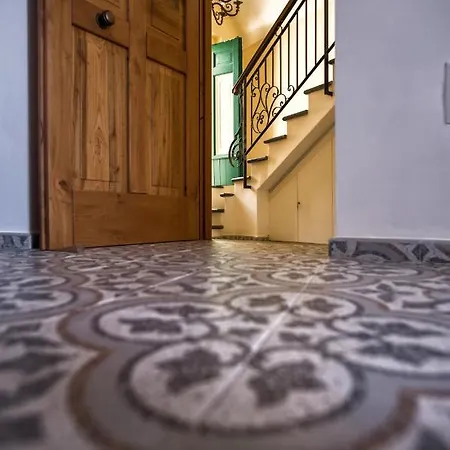 Casa Martino Sea View شقة